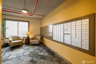 103 Bellevue Ave E, Seattle, WA 98102 - Photo 5