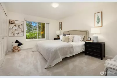 6369 Sand Point Way NE, Seattle, WA 98115 - Photo 17
