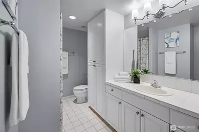 177 107th Avenue NE #1702, Bellevue, WA 98004 - Photo 19