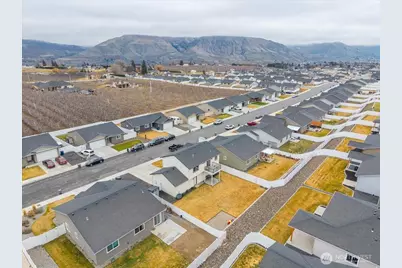 2479 3rd Street SE, East Wenatchee, WA 98802 - Photo 33