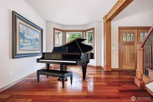 24502 NE 27th Pl, Sammamish, WA 98074 - Photo 3