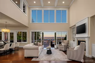 6016 Princeton Avenue NE, Seattle, WA 98115 - Photo 3