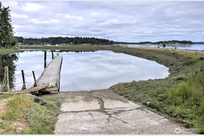 731 E Promontory Road, Shelton, WA 98584 - Photo 31