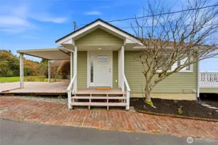 2602 Hillside Ln, Everett, WA 98203 - Photo 5