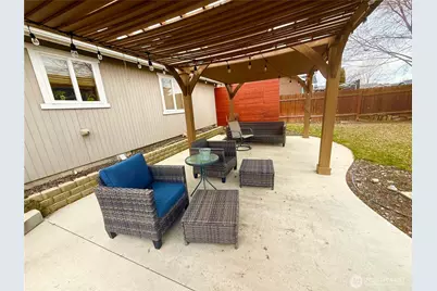 830 S Blessing Street, Moses Lake, WA 98837 - Photo 5