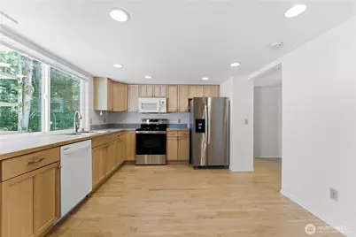 14014 NE 69th Place, Redmond, WA 98052 - Photo 9