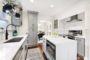 920 N 75th St, Seattle, WA 98103 - Photo 15