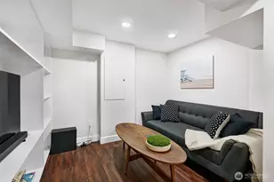 920 N 75th St, Seattle, WA 98103 - Photo 29