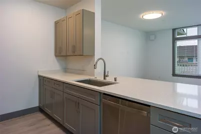 623 Morris Street #E1, La Conner, WA 98257 - Photo 11