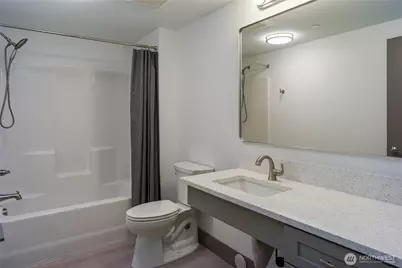 623 Morris Street #E1, La Conner, WA 98257 - Photo 13