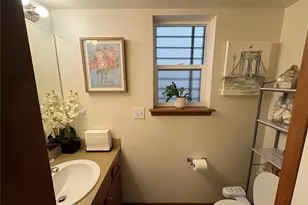 10050 19th Ave SW, Seattle, WA 98146 - Photo 13