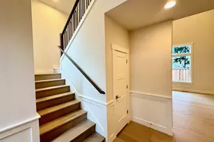 9207 NE 175th St, Bothell, WA 98011 - Photo 5