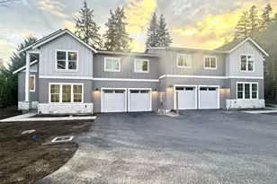 9207 NE 175th St, Bothell, WA 98011 - Photo 3