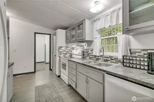 1720 284th St E, Roy, WA 98280 - Photo 7