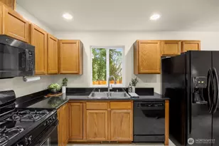 3616 W Arsenal Way, Bremerton, WA 98312 - Photo 13