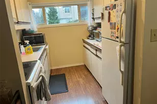 6519 4th Ave NE, Seattle, WA 98115 - Photo 5