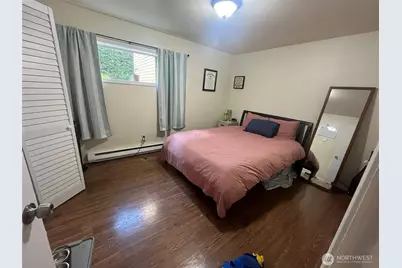 6519 4th Avenue NE, Seattle, WA 98115 - Photo 13