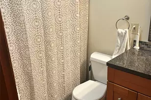 6519 4th Ave NE, Seattle, WA 98115 - Photo 7