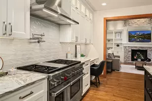 510 215th Ct SE, Sammamish, WA 98074 - Photo 9