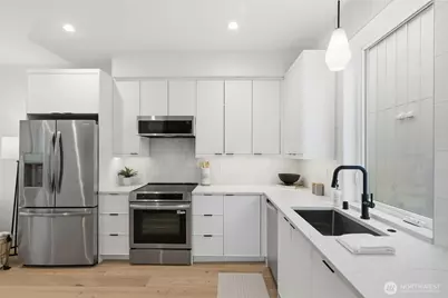 6513 19th Avenue NW, Seattle, WA 98117 - Photo 7