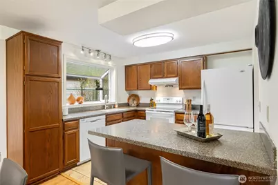 7317 30th Avenue SW, Seattle, WA 98126 - Photo 9