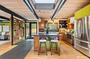 18407 51st Pl NE, Lake Forest Park, WA 98155 - Photo 5