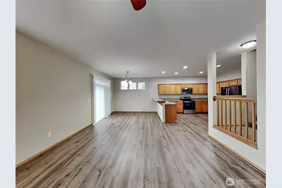 6901 41st Street E, Fife, WA 98424 - Photo 3