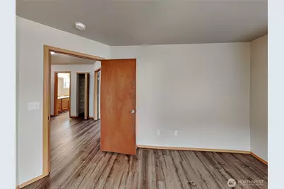 6901 41st Street E, Fife, WA 98424 - Photo 9