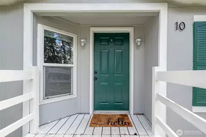 2930 Taylor Road #10, Oak Harbor, WA 98277 - Photo 1