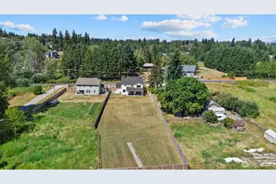 1427 114th Avenue E, Edgewood, WA 98372 - Photo 37