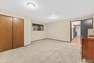 8201 181st Place SW, Edmonds, WA 98026 - Photo 17