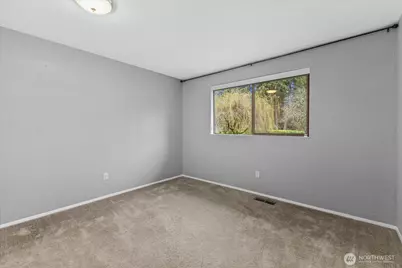 8201 181st Place SW, Edmonds, WA 98026 - Photo 23