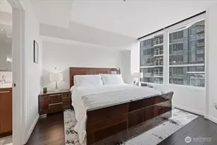 10700 NE 4th St, Bellevue, WA 98004 - Photo 11