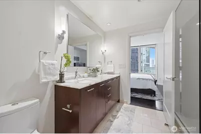 10700 NE 4th Street #1006, Bellevue, WA 98004 - Photo 15