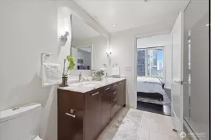 10700 NE 4th St, Bellevue, WA 98004 - Photo 15