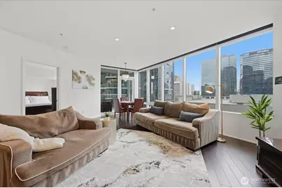 10700 NE 4th Street #1006, Bellevue, WA 98004 - Photo 3