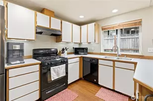 7350 E Raintree Ln, Port Orchard, WA 98366 - Photo 13