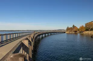 1201 13th St, Bellingham, WA 98225 - Photo 35