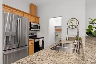 1201 13th St, Bellingham, WA 98225 - Photo 9