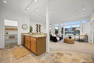 1201 13th St, Bellingham, WA 98225 - Photo 5