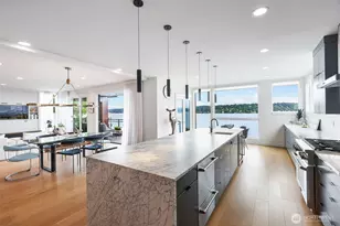 7734 Seward Park Ave S, Seattle, WA 98118 - Photo 15