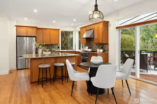 1306 275th Pl SE, Sammamish, WA 98075 - Photo 11