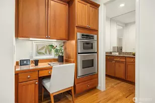 1306 275th Pl SE, Sammamish, WA 98075 - Photo 9