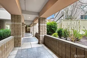 3900 2nd Ave NE, Seattle, WA 98105 - Photo 5