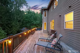 25846 NE 4th Pl, Sammamish, WA 98074 - Photo 13