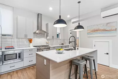 1772 Alki Avenue SW #B, Seattle, WA 98116 - Photo 13