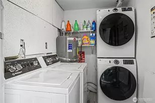 4111 Whitman Ave N, Seattle, WA 98103 - Photo 11