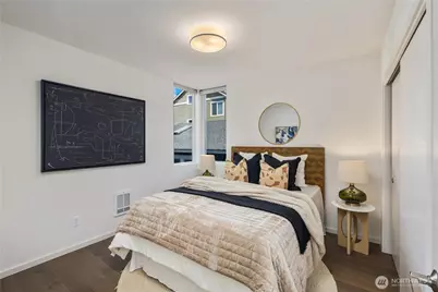 926 N 35th Street, Seattle, WA 98103 - Photo 21