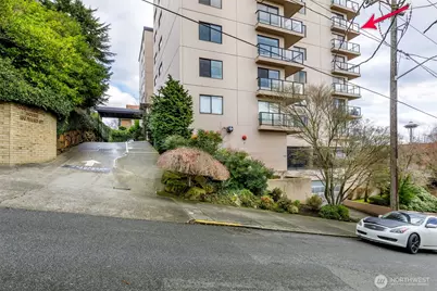 100 Ward Street #606, Seattle, WA 98109 - Photo 29