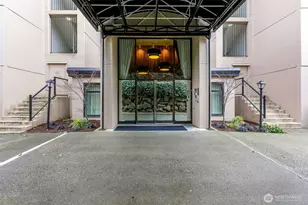 100 Ward St, Seattle, WA 98109 - Photo 3